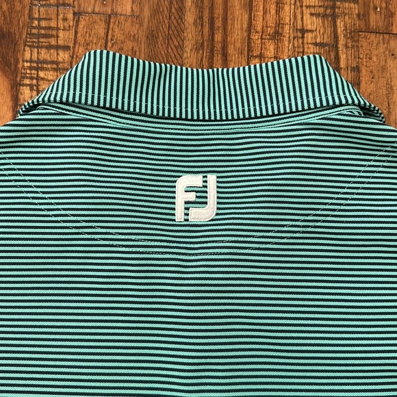 Men’s FJ FootJoy Golf Polo Shirt - Picture 3 of 3